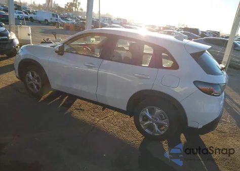 2024 Honda Hr-V Awd Lx z USA, uszkodzony, nr VIN 3CZRZ2H31RM720435